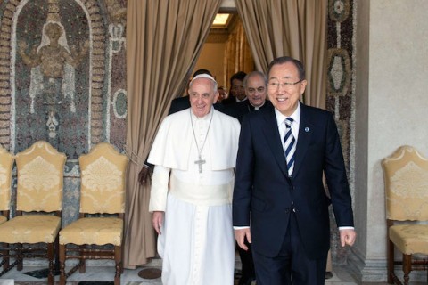 SG Meets Pope Frnacis at the vatican