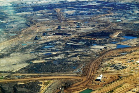 Tar_sands_in_alberta_2008